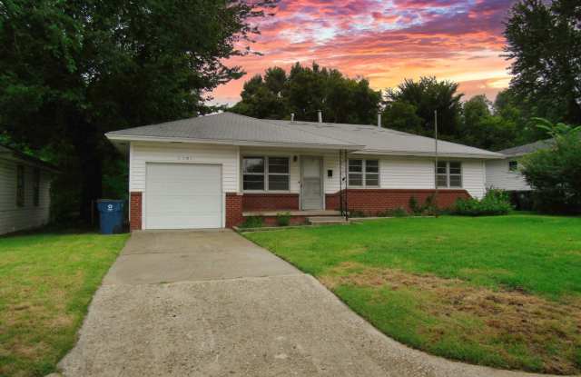 Beautiful Home with Granite and Hardwood!- COMING SOON!! - 1101 Sycamore Drive, Midwest City, OK 73110 Beautiful Home with Granite and Hardwood!- COMING SOON!! - 1101 Sycamore Drive, Midwest City, OK 73110