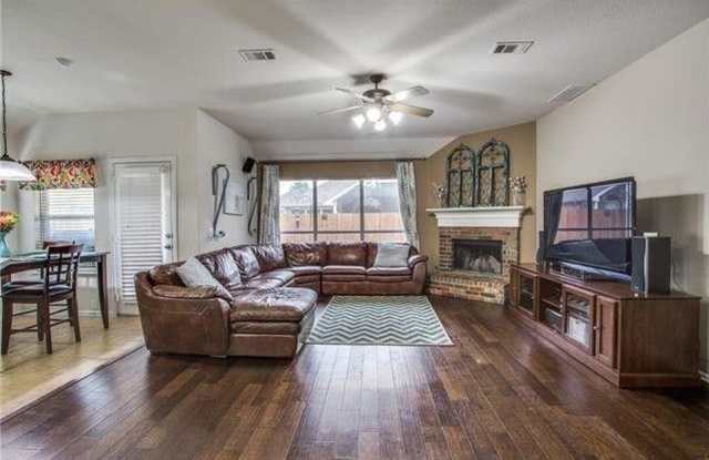 4544 DRAGONFLY Way Gallery 4