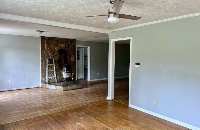 217 Loch Haven Road Gallery 4