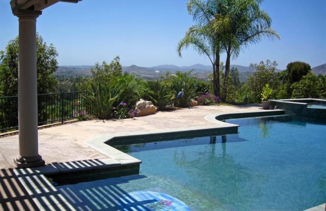 775 Sheridan - 775 Sheridan Gln, Escondido, CA 92025