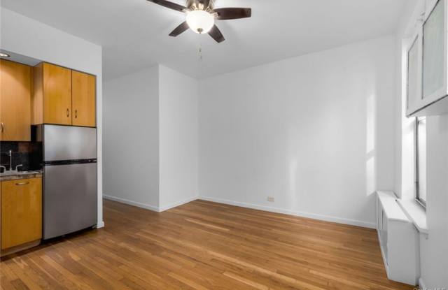 128 E 83rd Street - 128 East 83rd Street, New York City, NY 10028