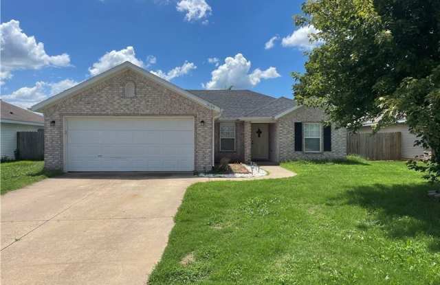 Charming 3-Bedroom Home in Prime Bentonville Location! photos photos