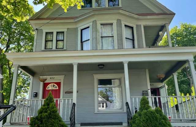 420-422 Douglas Street photos photos