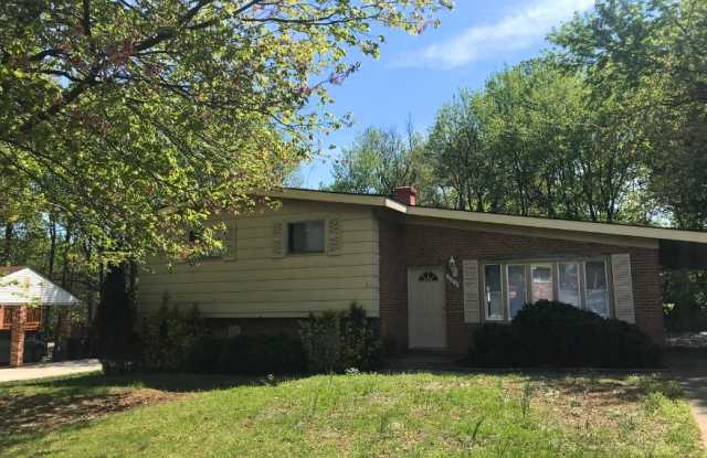 6214 Claridge Road photos photos
