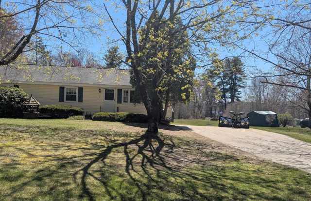 117 Sherburne Road - 117 Sherburne Road, Hillsborough County, NH 03076 117 Sherburne Road - 117 Sherburne Road, Hillsborough County, NH 03076