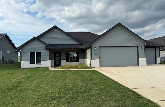 5534 W 42nd St S photos photos