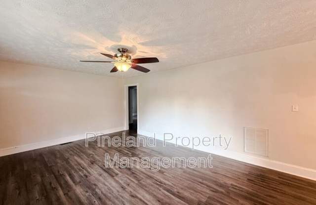 5300 Walnut Dr Gallery 2