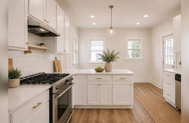 Charming 3BR House in Oklahoma City - Lease Option to Buy Gallery 1