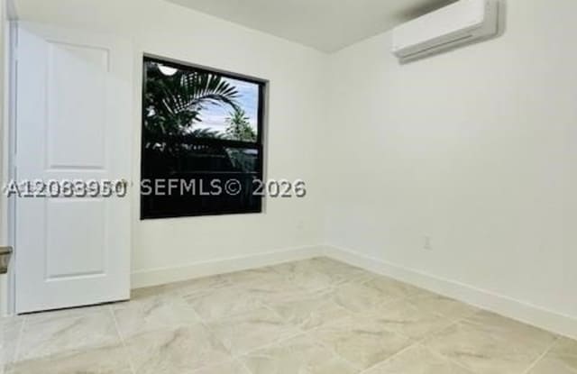 3300 SW 80th Ave Gallery 4