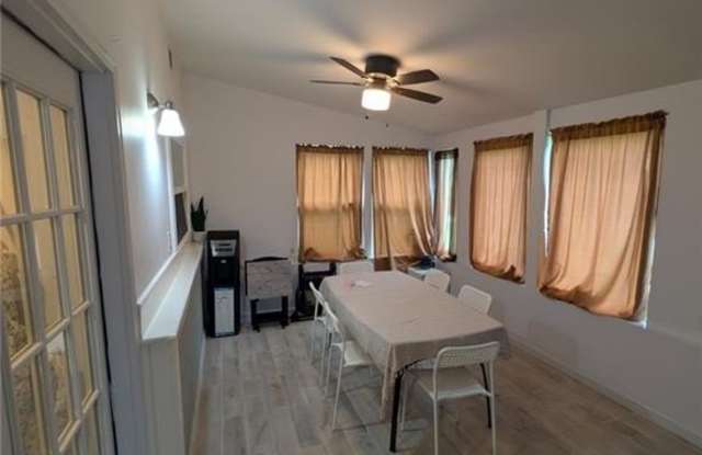 3221 Bobolink Drive Gallery 4