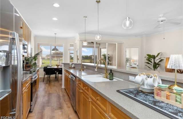 1896 Crestview Way Gallery 4