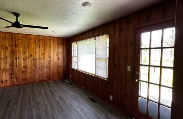 Residence or Office on Corner Lot! photos photos