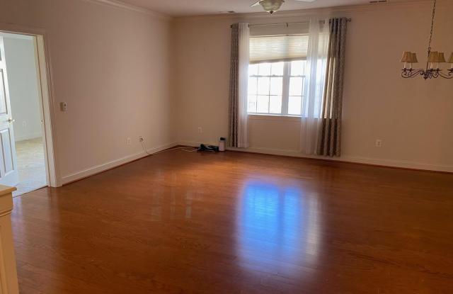 8535 VETERANS Highway Gallery 2