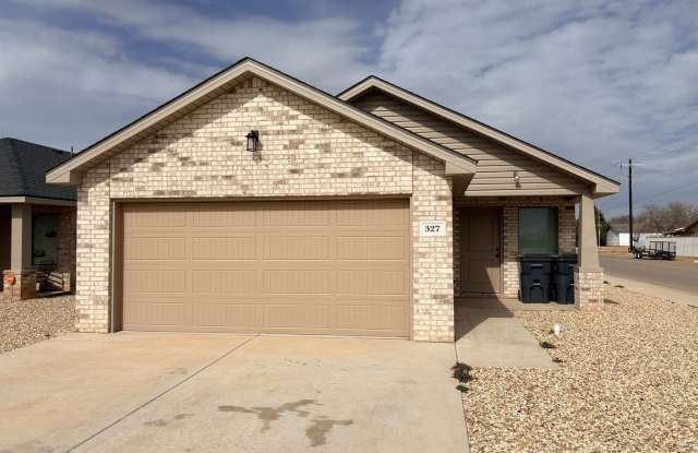 New 3-Bed, 2-Bath Home in Elm Meadows – Lubbock Schools photos photos