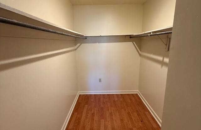Beautiful and spacious townhome with cathedral ceilings. Ready for you to make it home. Gallery 4