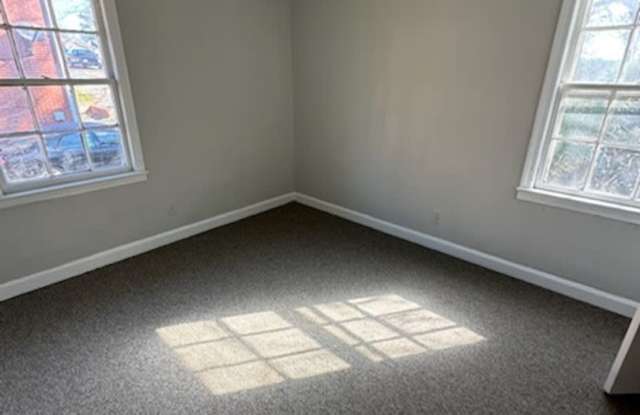1439 Clark Avenue Apt D Gallery 3