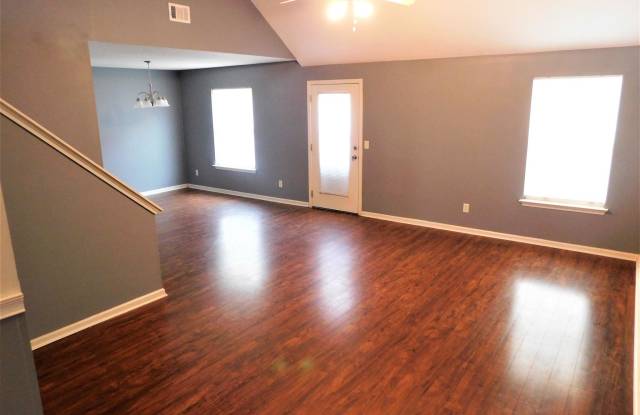 109 Victoria Cir Gallery 3