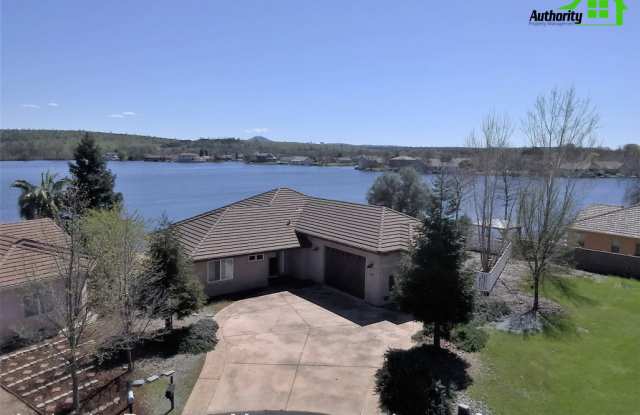 19060 Seabreeze  Pl. - 19060 Seabreeze Place, Lake California, CA 96022