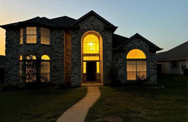 1511 Palisades Drive - 1511 Palisades Drive, Carrollton, TX 75007