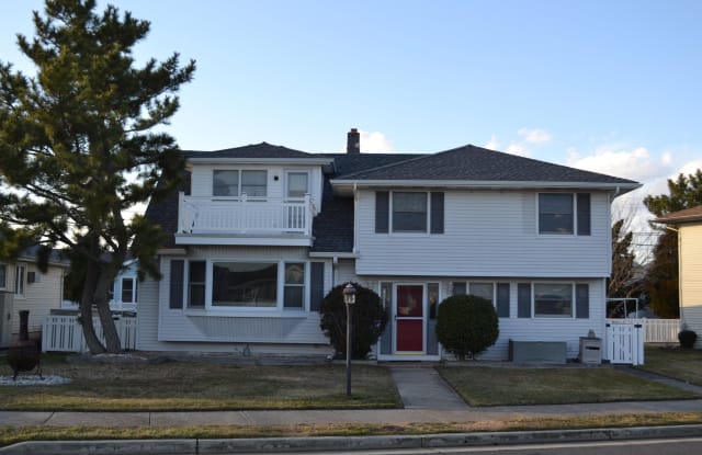 19 N Gilmar Cir - 19 North Gilmar Circle, Margate City, NJ 08402 19 N Gilmar Cir - 19 North Gilmar Circle, Margate City, NJ 08402