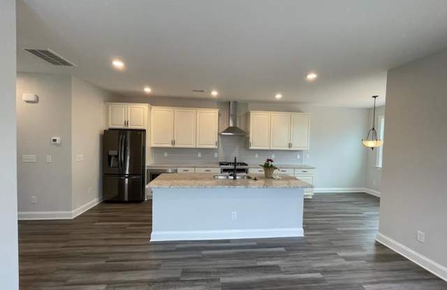 202 Mazarin Lane photos photos