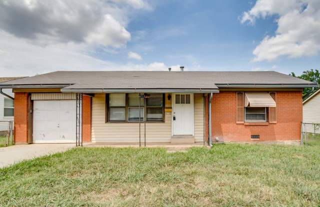 Charming 2-Bedroom Home with Original Hardwood Floors – Walk to Shops, Dining  Entertainment! - 6713 Southeast 15th Street, Midwest City, OK 73110