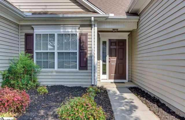 924 Breezewood Court Gallery 2