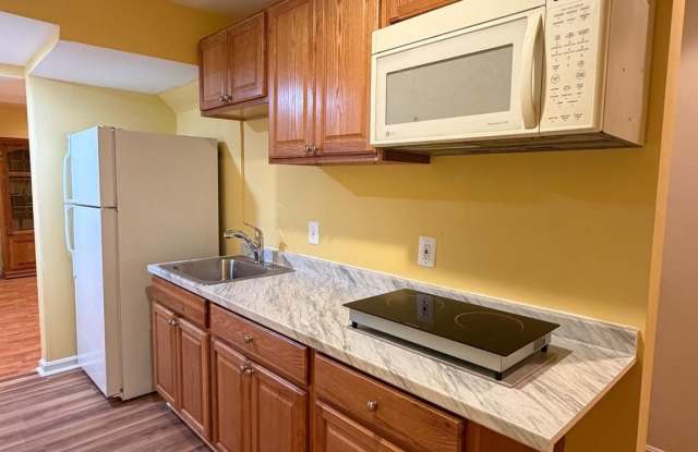 8650 TRENTON CHAPEL Way - 8650 Trenton Chapel Way, Linton Hall, VA 20109