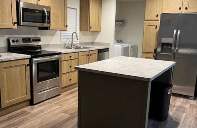 Centrally Located 3 Bedroom 2 Bath Manufactured Home Gallery 1