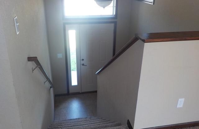 1509 Hickory Ln Gallery 4