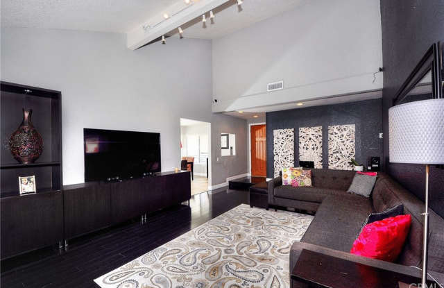 4231 Fireside Circle Gallery 4