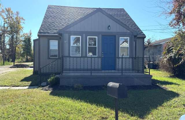 37 BEAVER Avenue photos photos