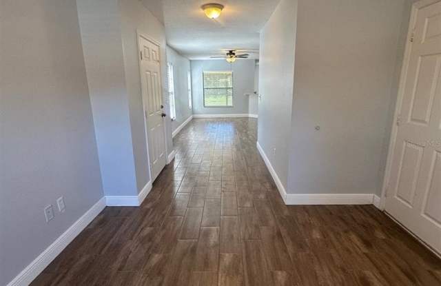 2516 EDGEWATER FALLS Drive Gallery 3
