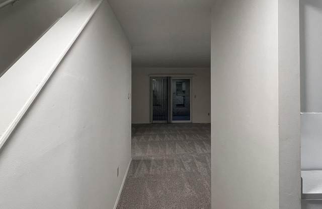 3433 S Burks Court Gallery 3