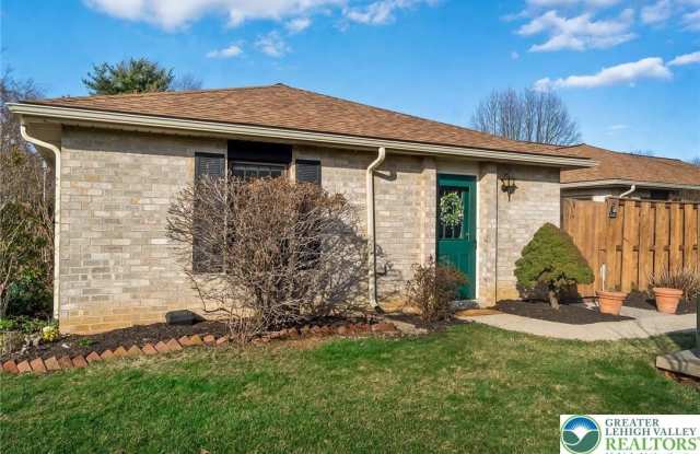 2796 Springhaven Place unit: 376 photos photos