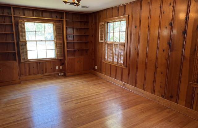 527 College Hill Road Gallery 3