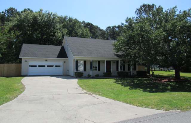 4 BR 2.5 BA Horse Creek Farms - 371 Running Road, Piney Green, NC 28546