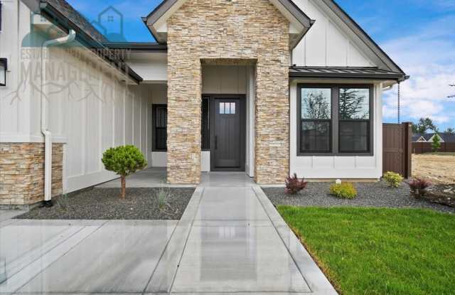 10642 West Lothbury Drive Gallery 2