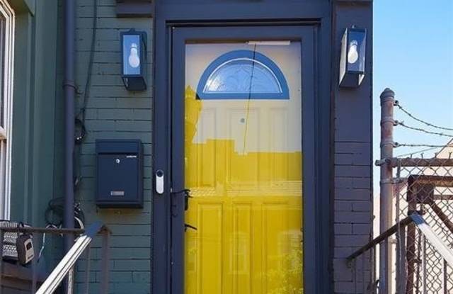 22 8th Avenue Gallery 2
