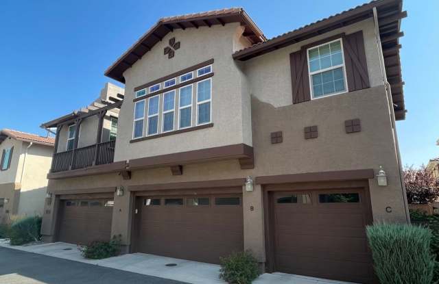 Move-In Ready Damonte Ranch Townhome - 1860 Wind Ranch Road, Reno, NV 89521