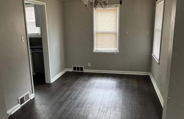 8278 Roselawn Street Gallery 4