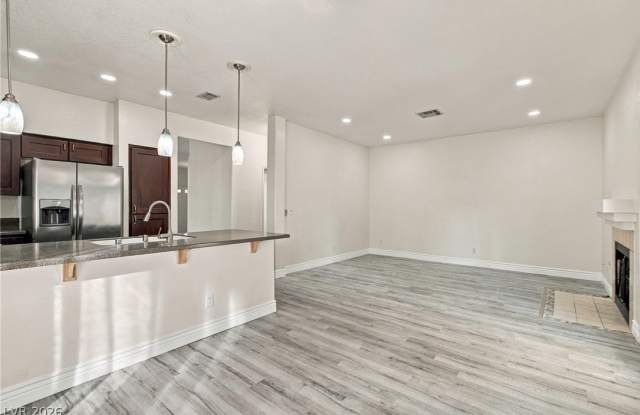 2304 Chatfield Drive Gallery 3