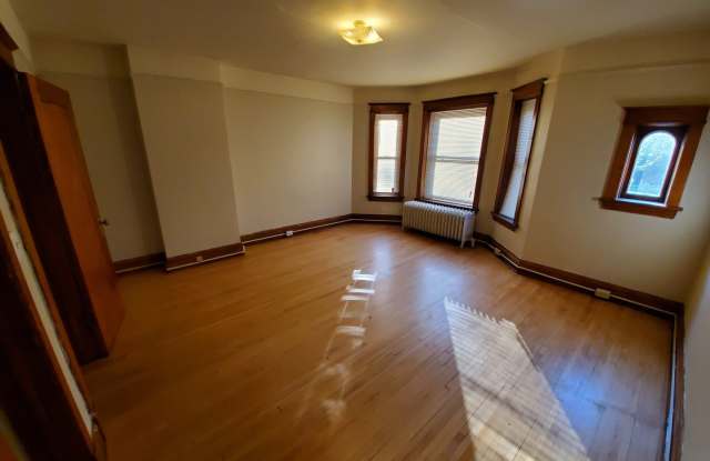 AVAILABLE NOW - Spread out in 3 level living! $200 of next 2 MONTHS OF RENT photos photos AVAILABLE NOW - Spread out in 3 level living! $200 of next 2 MONTHS OF RENT photos photos