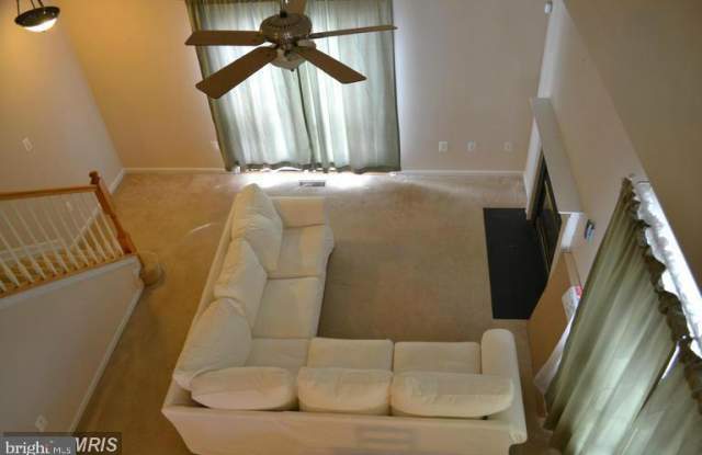 2068 ASTILBE WAY Gallery 2