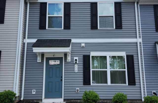 116 Forthside Way - 116 photos photos