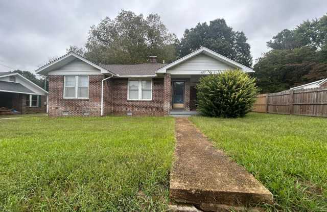 617 East College St. photos photos