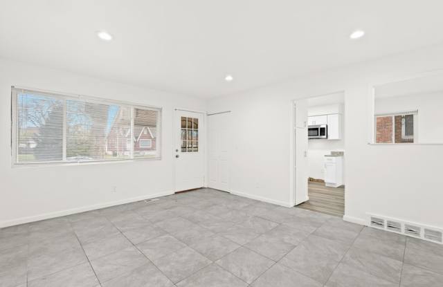 8148 Normile Street Gallery 3