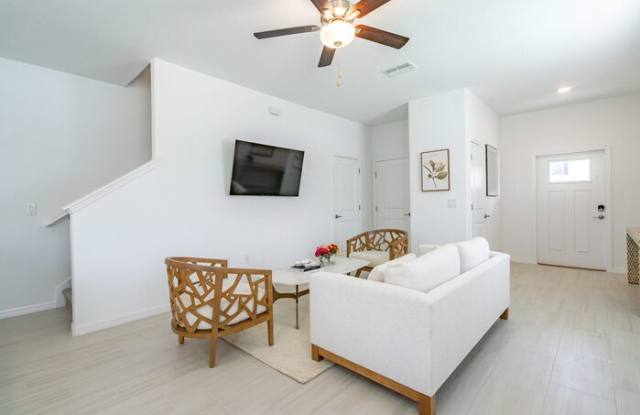 16608 Ancient Mariner Lane Gallery 2