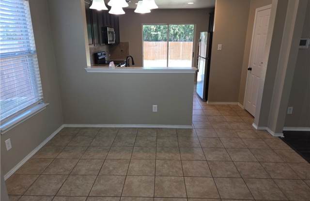 124 Durant Drive Gallery 4