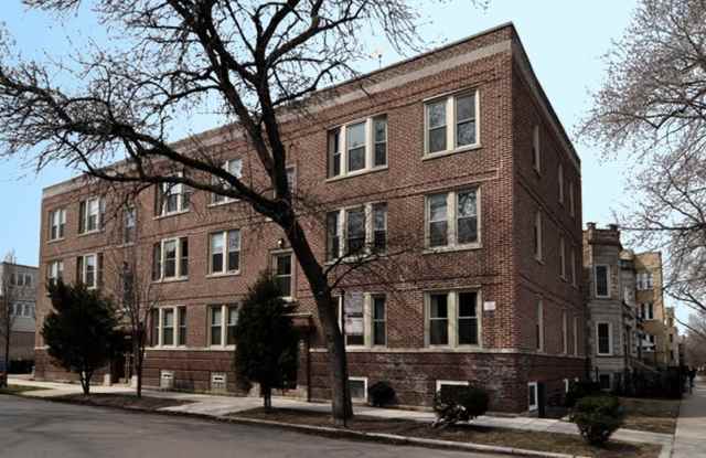 UK Village Huge and Sunny 1 Bedroom- Laundry- Deck  Shared Side Yard. Free FAST Internet Included. photos photos